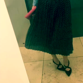 ドットスカートを誰よりも早く履きたくての画像