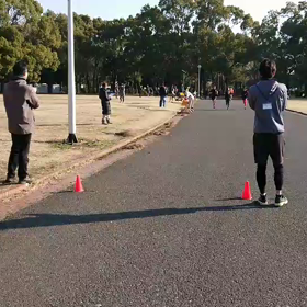 1000ｍ ３,４年生中心 ゴールの画像