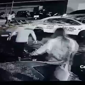 防犯カメラに残された射殺の瞬間の画像