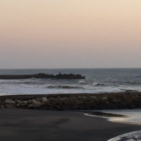 10月7日千葉北、東浪見の朝の波の画像