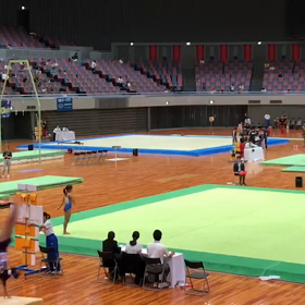 器械体操の大会の画像