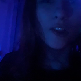 そして、あなたはtik Tokに持っていますか？の画像