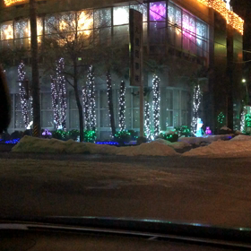 綺麗なイルミネーションの会社？を見た！！！。の画像