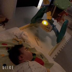 0歳児のおもちゃの画像