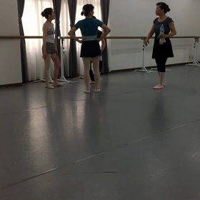 大人クラスの生徒さんたちの画像