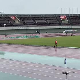 ５年男子1000m１組目③の画像