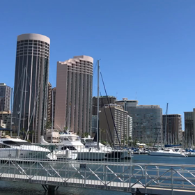 ヨットハーバー前の画像