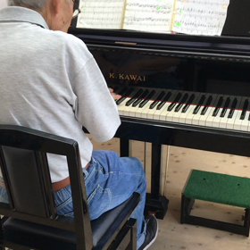 シニアさんしっとりの曲の画像