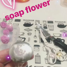 コールドプロセス製法の生地で お花絞り バラの画像