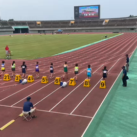 ６年女子100m予選①の画像
