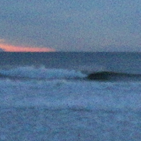 1月24日千葉北、東浪見の朝の波の画像