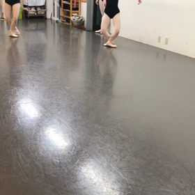 大人バレエ  ポワントレッスンの画像