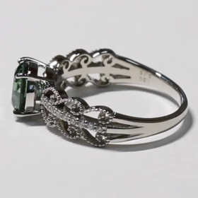 移りゆく季節に合わせたい リメイクリングの画像