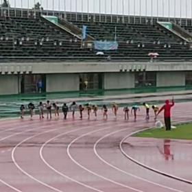 ５年男子1000ｍ ４組目①の画像