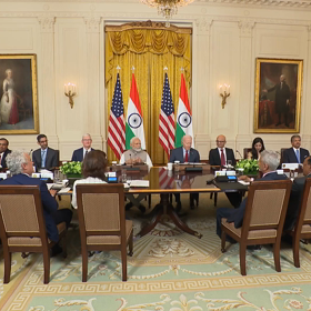 バイバイデーン　RedPillDealer4833の画像