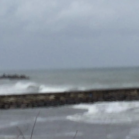 5月3日千葉北、東浪見の朝の波の画像