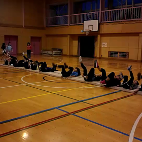 川越小練習 体幹トレーニング③の画像