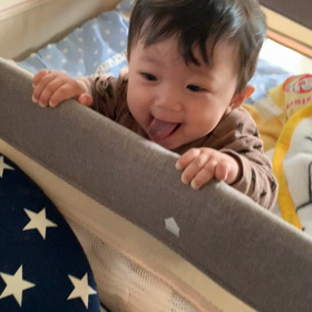 つかまり立ちできた〜！の画像