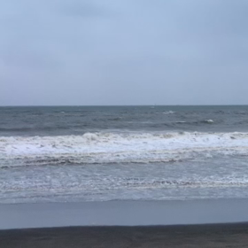 4月10日千葉北、東浪見の朝の波の画像