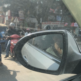 火花が壁から！の画像