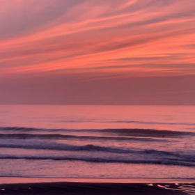 8月4日千葉北、東浪見の朝の波の画像