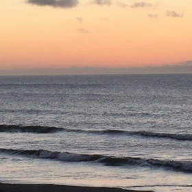 6月30日千葉北、東浪見の朝の波の画像