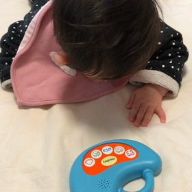 うつ伏せ特訓中の画像