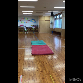 保育園から成長した2人の画像