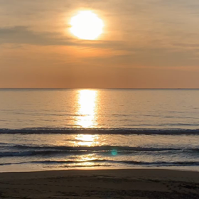 4月5日千葉北、東浪見の朝の波の画像