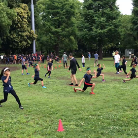 大股歩行⑥の画像