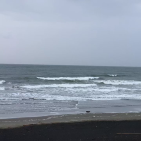 5月13日千葉北、東浪見の朝の波の画像