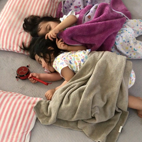 撫で撫で〜(( _ _ ))..zzzZZの画像