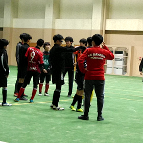 2/15　赤レンガ　ミーティングに厭きたシンの画像