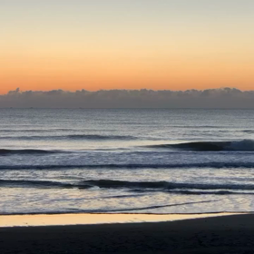 2月18日千葉北、東浪見の朝の波の画像