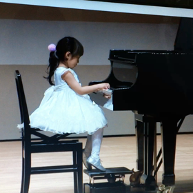 ピアノの発表会の画像