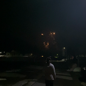 お祝いの花火の画像