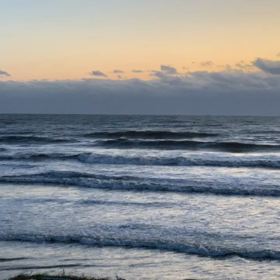 11月29日千葉北、東浪見の朝の波の画像