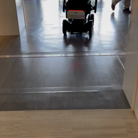 着いて行く！の画像