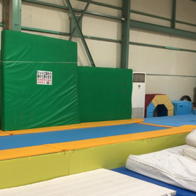 二男の前宙？の画像