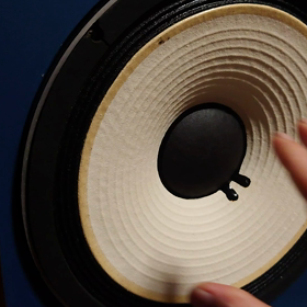 自分のウーファー固着を疑うレベルの画像