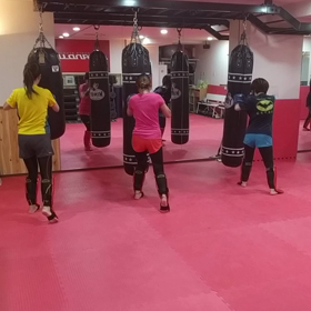 サンドバッグたたきまくりの画像