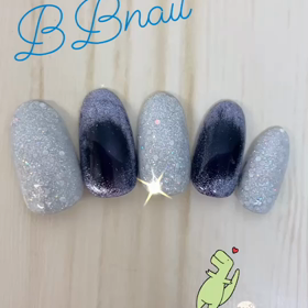 ネイビーネイルの画像