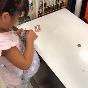 ハナ、初めての小遣いで買い物❗の画像