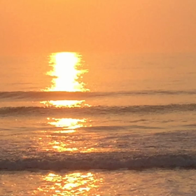 8月30日千葉北、東浪見の朝の波の画像