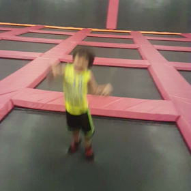 トランポリン部の画像