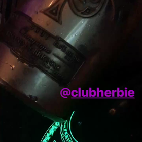 シャンパン大盤振る舞い♡♡の画像