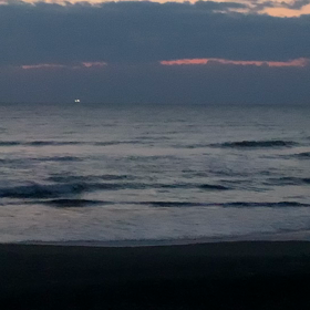 3月6日千葉北、東浪見の朝の波の画像