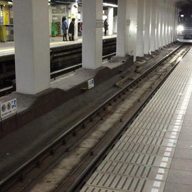 日比谷線新型の画像