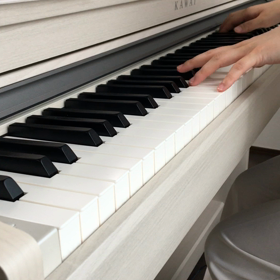 ●　音楽を聴くとどんな気持ちになりますか？の画像