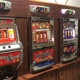 ミニ島の新台入れ替えの画像